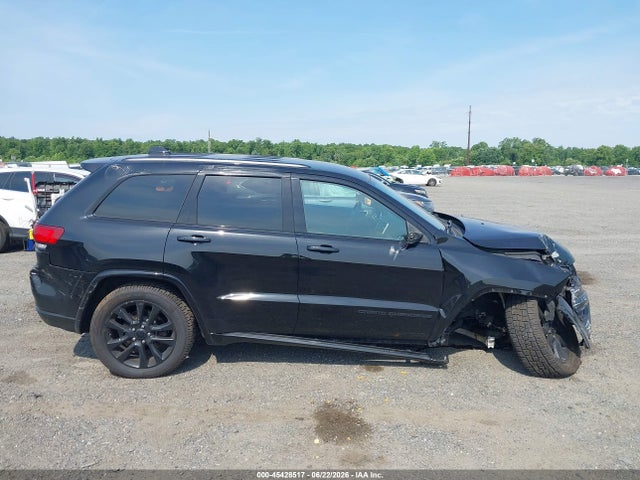 2017 Jeep Grand Cherokee Altitude 4x4 მანქანა იყიდება აუქციონზე, vin: 1C4RJFAG3HC895027, აუქციონის ნომერი: 45428517