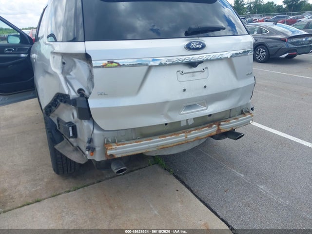 Ford EXPLORER XLT 2017 1FM5K8D88HGC79307 Image 6