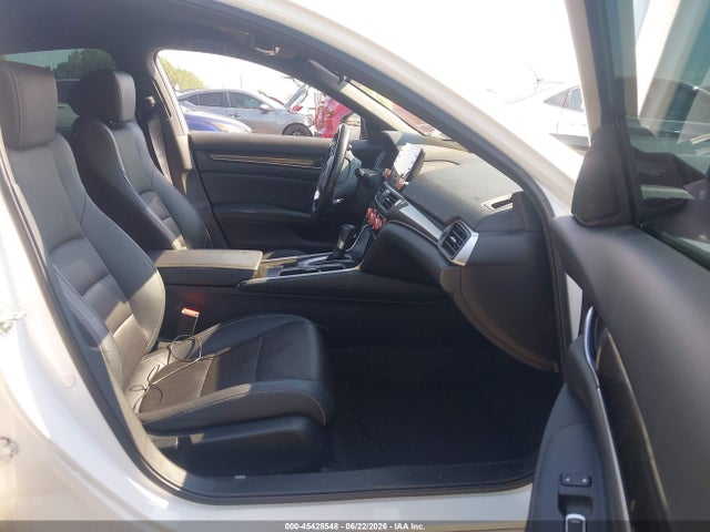 45428548 :رقم المزاد ، 1HGCV1F39LA067718 vin ، 2020 Honda Accord Sport مزاد بيع