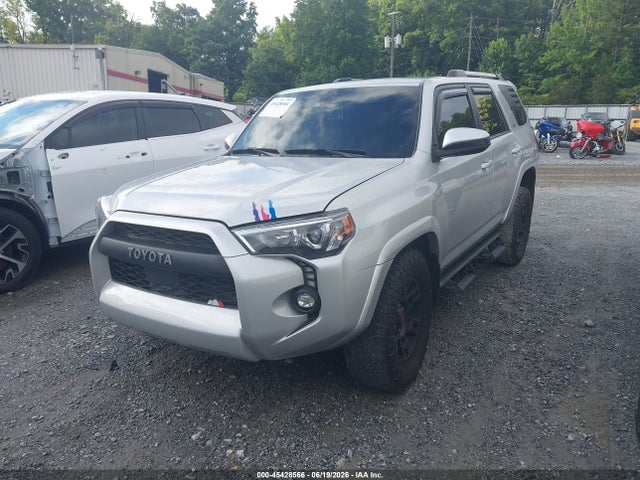 Продаж на аукціоні авто 2022 Toyota 4runner Sr5, vin: JTEEU5JR4N5259732, номер лоту: 45428566