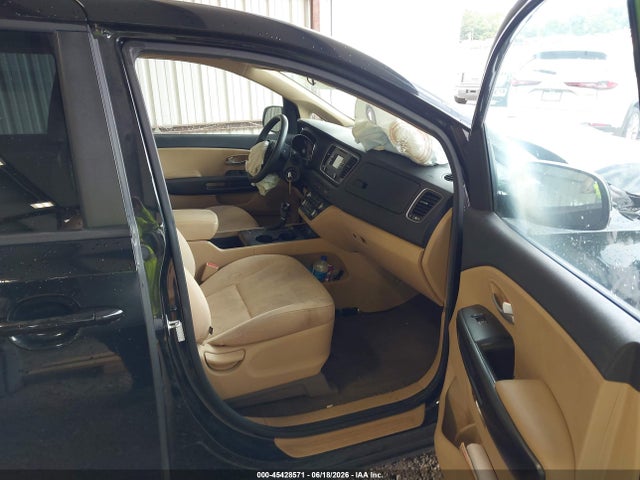 KIA SEDONA LX 2016 KNDMB5C13G6197623 Image 5