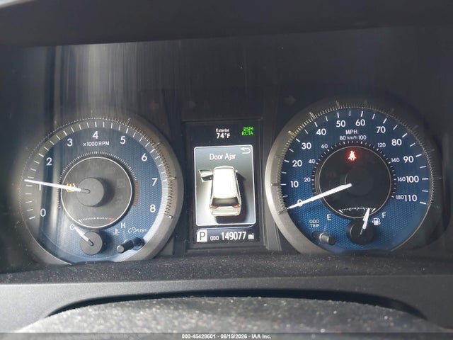 5TDYZ3DC9JS902630 Toyota Sienna Xle Premium 8 Passenger