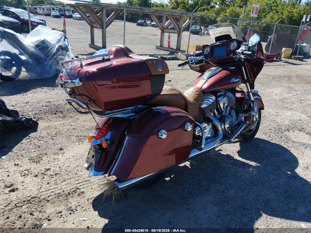 INDIAN MOTORCYCLE CO. Roadmaster 2018 56KTRAAA9J3362984 Image 4