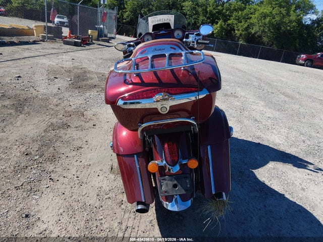 INDIAN MOTORCYCLE CO. Roadmaster 2018 56KTRAAA9J3362984 Image 6