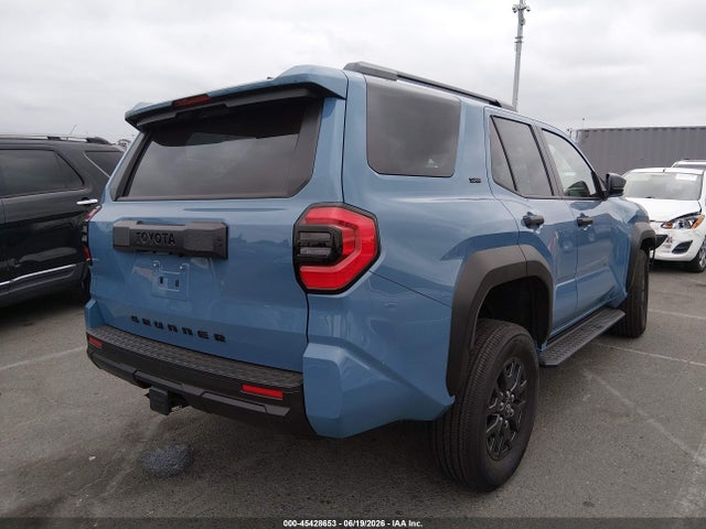 Toyota 4RUNNER SR5 2026 JTEVA5BR8T5115167 Image 4
