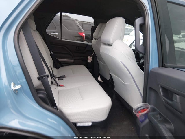 Toyota 4RUNNER SR5 2026 JTEVA5BR8T5115167 Image 8