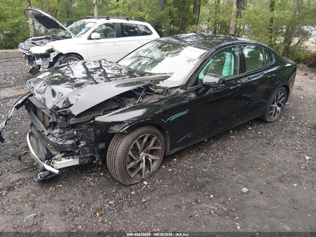 45428659 :رقم المزاد ، 7JR102FK3LG065656 vin ، 2020 Volvo S60 Momentum مزاد بيع