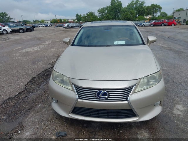 Продажа на аукционе авто 2013 Lexus Es 300h, vin: JTHBW1GG6D2017667, номер лота: 45428671