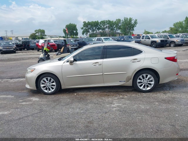 Продажа на аукционе авто 2013 Lexus Es 300h, vin: JTHBW1GG6D2017667, номер лота: 45428671