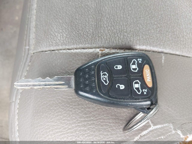 Продажа на аукционе авто 2007 Chrysler Town & Country Touring, vin: 2A4GP54L27R151394, номер лота: 45428685