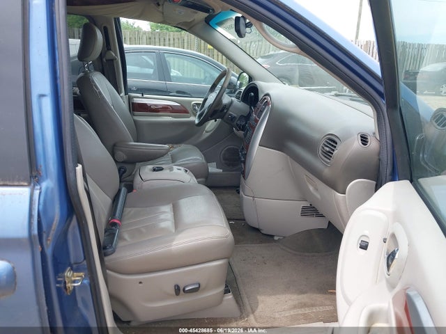 Продажа на аукционе авто 2007 Chrysler Town & Country Touring, vin: 2A4GP54L27R151394, номер лота: 45428685