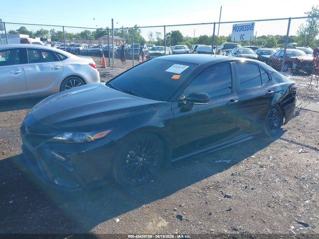 2022 Toyota Camry Nightshade Edition Hybrid მანქანა იყიდება აუქციონზე, vin: 4T1G31AK7NU042110, აუქციონის ნომერი: 45428759