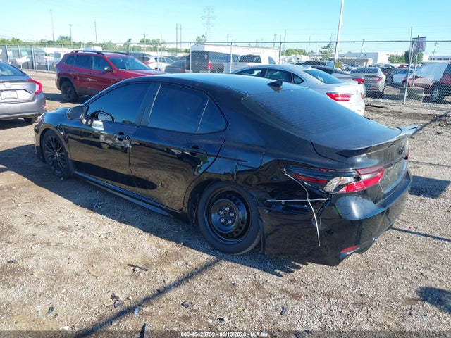 2022 Toyota Camry Nightshade Edition Hybrid მანქანა იყიდება აუქციონზე, vin: 4T1G31AK7NU042110, აუქციონის ნომერი: 45428759