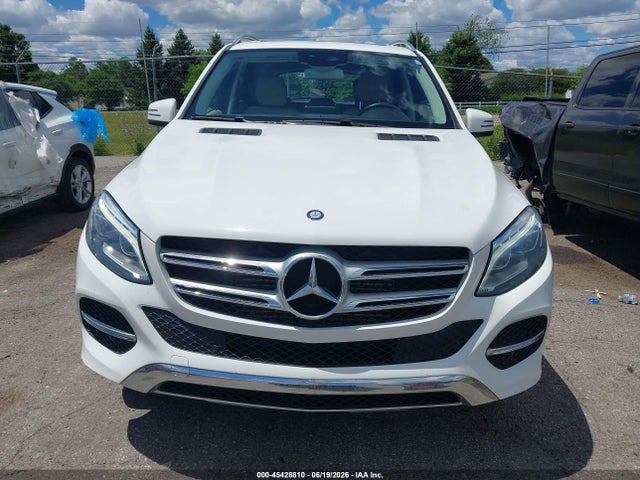 Продажа на аукционе авто 2016 Mercedes-benz Gle 300d 4matic, vin: 4JGDA0EB2GA752176, номер лота: 45428810