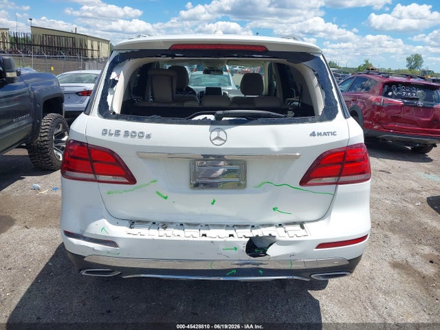 Продажа на аукционе авто 2016 Mercedes-benz Gle 300d 4matic, vin: 4JGDA0EB2GA752176, номер лота: 45428810