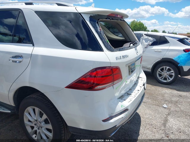 Auction sale of the 2016 Mercedes-benz Gle 300d 4matic, vin: 4JGDA0EB2GA752176, lot number: 45428810