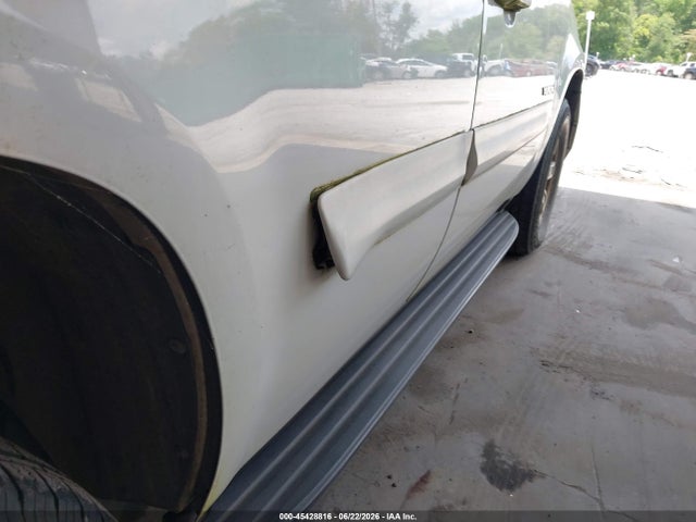 45428816 :رقم المزاد ، 1GKFC13J67J123547 vin ، 2007 Gmc Yukon Slt مزاد بيع