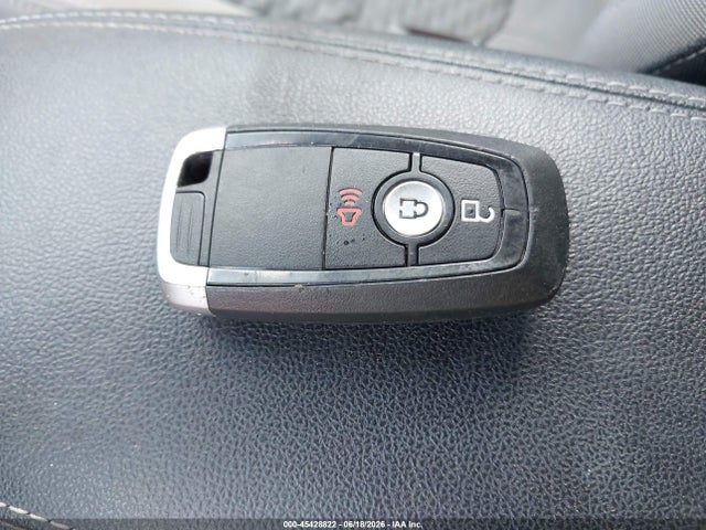 Продажа на аукционе авто 2021 Ford Escape Se, vin: 1FMCU0G67MUA25175, номер лота: 45428822