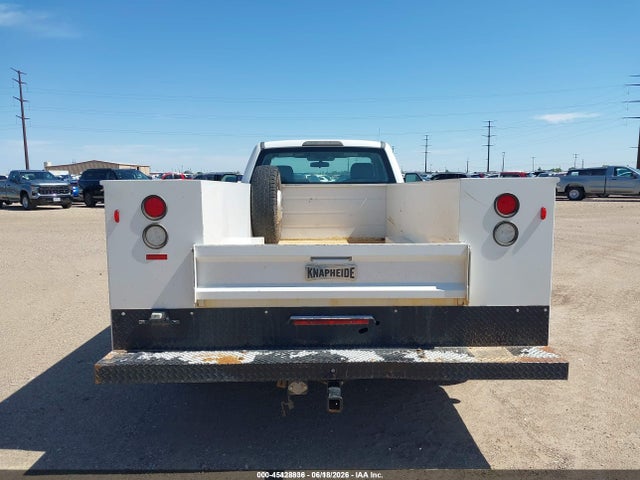 Ford F-350 Chassis Xl 2017 1FDRF3G64HEE28990 Image 17