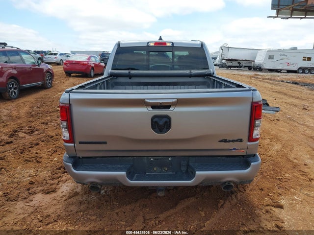 1C6SRFFT9LN328180 RAM 1500 Big Horn 4x4 5&#039;7 Box