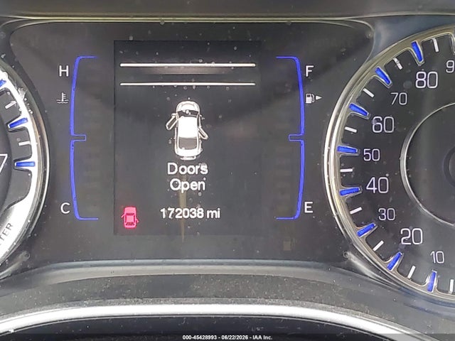2015 Chrysler 200 Limited მანქანა იყიდება აუქციონზე, vin: 1C3CCCAB1FN682490, აუქციონის ნომერი: 45428993