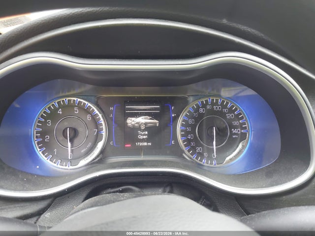 2015 Chrysler 200 Limited მანქანა იყიდება აუქციონზე, vin: 1C3CCCAB1FN682490, აუქციონის ნომერი: 45428993
