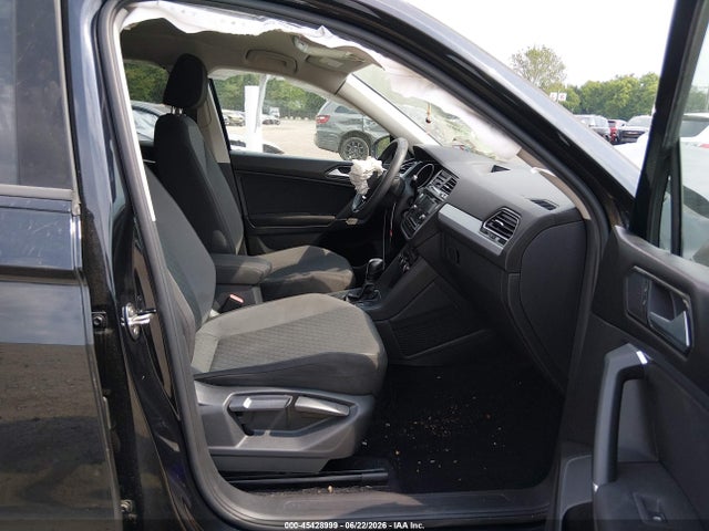 Aukcja sprzedaży 2018 Volkswagen Tiguan 2.0t S, vin: 3VV1B7AX2JM055875, numer aukcji: 45428999