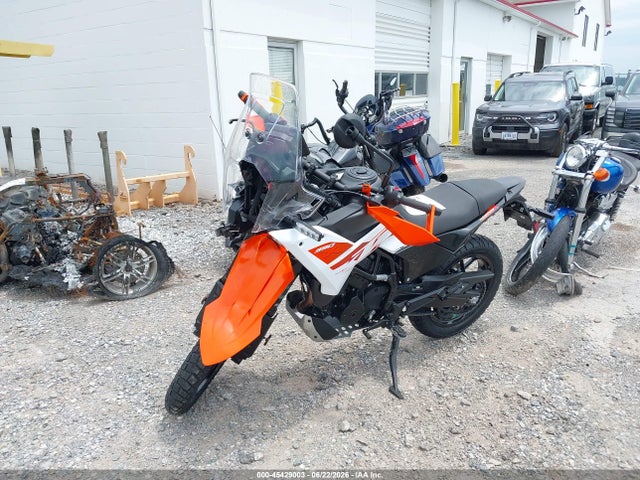 KTM 390 Adventure 2026 MD2JGJ409TN244943 Image 2