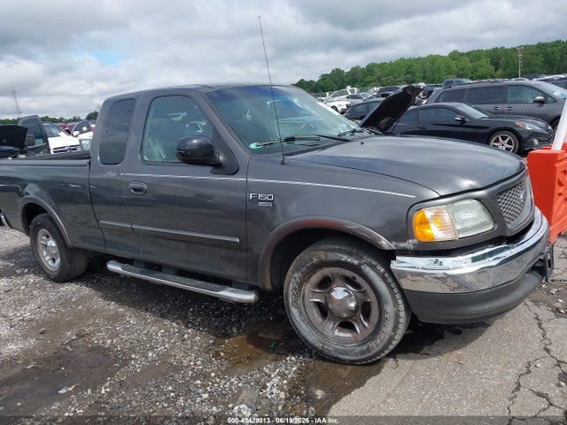 Продажа на аукционе авто 2002 Ford F-150 Lariat/xl/xlt, vin: 1FTRX17WX2NB55261, номер лота: 45429013