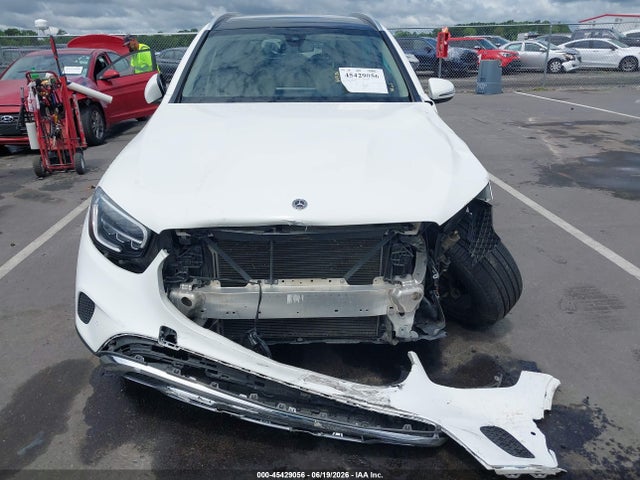 2021 Mercedes-benz Glc 300 Suv მანქანა იყიდება აუქციონზე, vin: W1N0G8DB4MV300938, აუქციონის ნომერი: 45429056