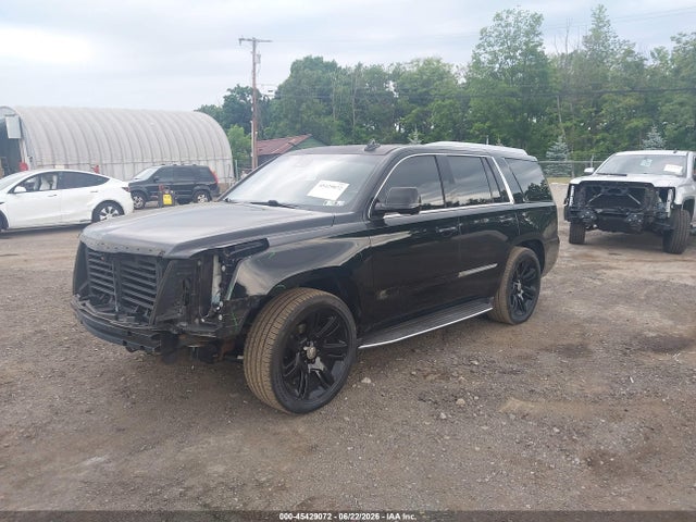 Продажа на аукционе авто 2017 Cadillac Escalade Luxury, vin: 1GYS4BKJ4HR192992, номер лота: 45429072