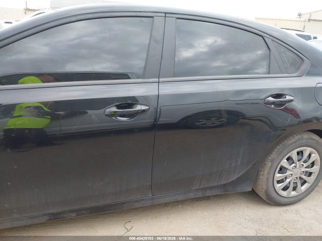 KIA FORTE LX 2024 3KPF24AD0RE814327 Image 14
