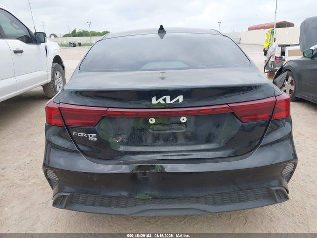 KIA FORTE LX 2024 3KPF24AD0RE814327 Image 16