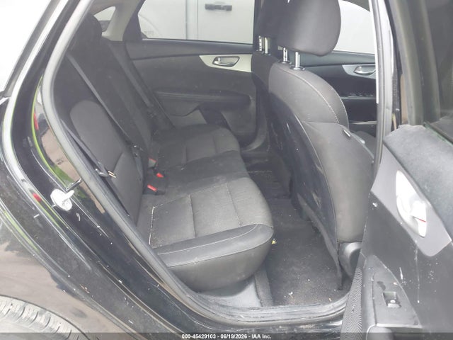 KIA FORTE LX 2024 3KPF24AD0RE814327 Image 8