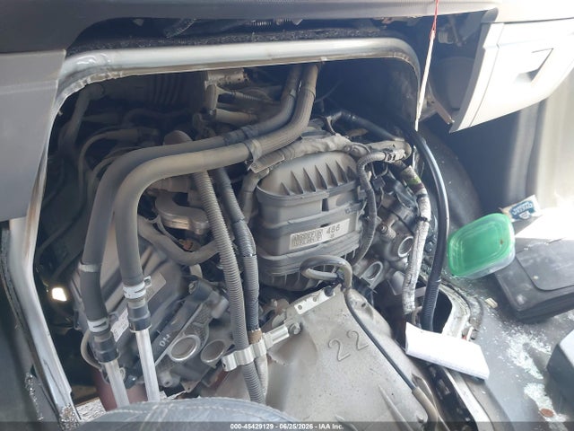 Ford E-350 Cutaway 2018 1FDEE3F68JDC20979 Image 5