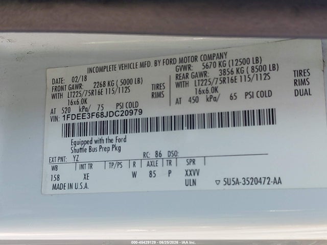 Ford E-350 Cutaway 2018 1FDEE3F68JDC20979 Image 4