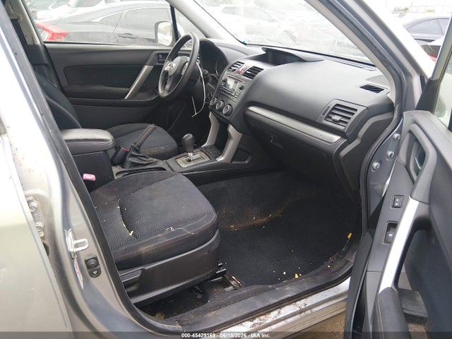 Subaru Forester 2.5i Premium 2014 JF2SJAEC3EH524803 Image 5