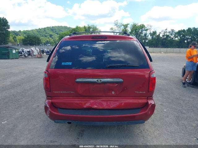 45429221 :رقم المزاد ، 2C4GP54L15R211328 vin ، 2005 Chrysler Town & Country Touring مزاد بيع