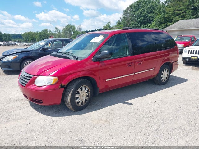2005 Chrysler Town & Country Touring მანქანა იყიდება აუქციონზე, vin: 2C4GP54L15R211328, აუქციონის ნომერი: 45429221