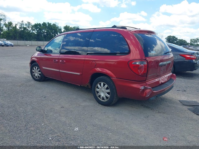 2005 Chrysler Town & Country Touring მანქანა იყიდება აუქციონზე, vin: 2C4GP54L15R211328, აუქციონის ნომერი: 45429221
