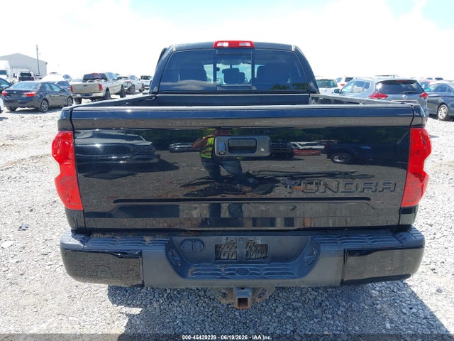 5TFUY5F15EX351508 Toyota Tundra Sr5 5.7l V8