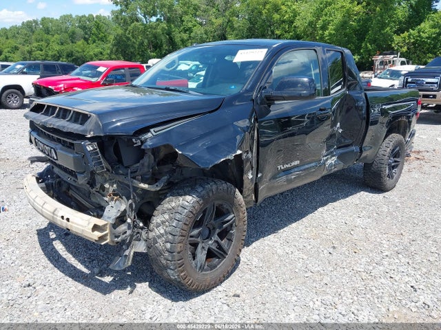 5TFUY5F15EX351508 Toyota Tundra Sr5 5.7l V8