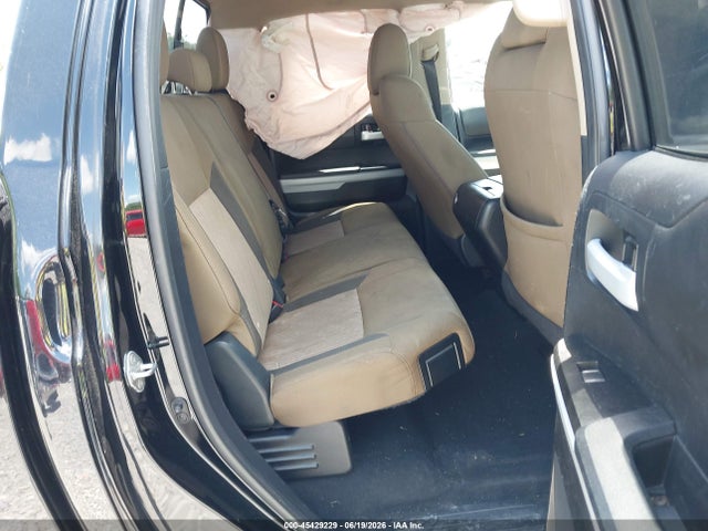 5TFUY5F15EX351508 Toyota Tundra Sr5 5.7l V8