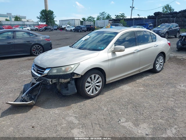 Honda Accord Ex-l V-6 2014 1HGCR3F80EA010094 Image 2