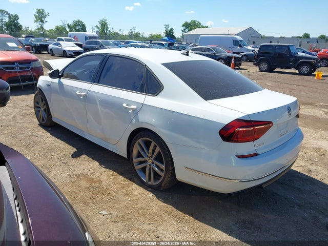 45429359 :رقم المزاد ، 1VWAA7A33JC013289 vin ، 2018 Volkswagen Passat 2.0t R-line/2.0t S مزاد بيع