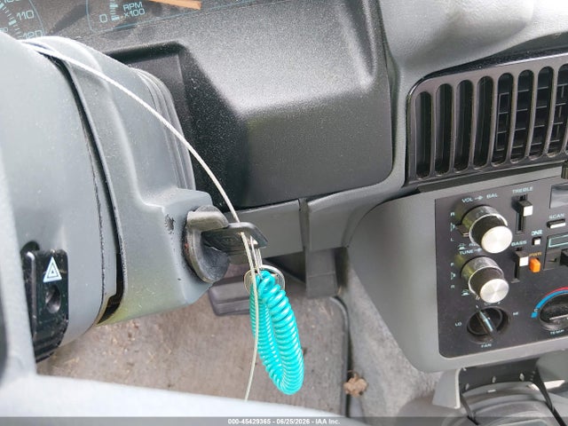 1988 Chevrolet Beretta მანქანა იყიდება აუქციონზე, vin: 1G1LV11W0JY256531, აუქციონის ნომერი: 45429365