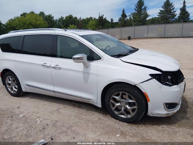 45429406 :رقم المزاد ، 2C4RC1GG0JR272272 vin ، 2018 Chrysler Pacifica Limited مزاد بيع