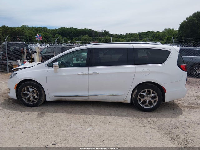 45429406 :رقم المزاد ، 2C4RC1GG0JR272272 vin ، 2018 Chrysler Pacifica Limited مزاد بيع