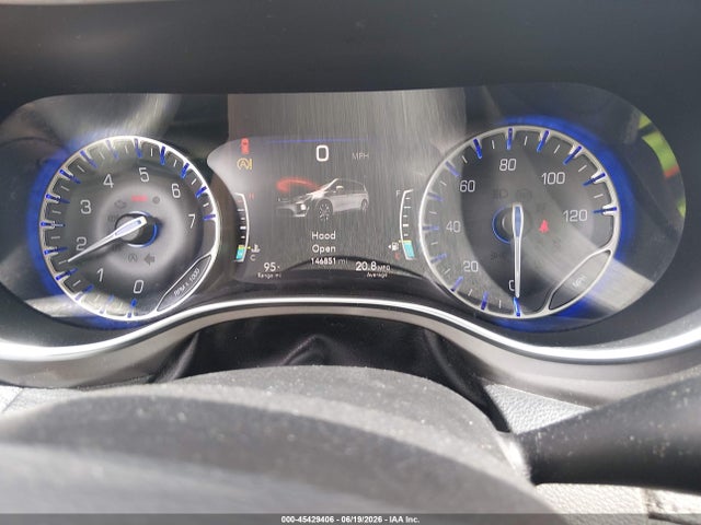 45429406 :رقم المزاد ، 2C4RC1GG0JR272272 vin ، 2018 Chrysler Pacifica Limited مزاد بيع