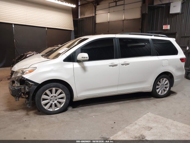 2017 Toyota Sienna Limited Premium 7 Passenger მანქანა იყიდება აუქციონზე, vin: 5TDDZ3DC4HS147699, აუქციონის ნომერი: 45429421